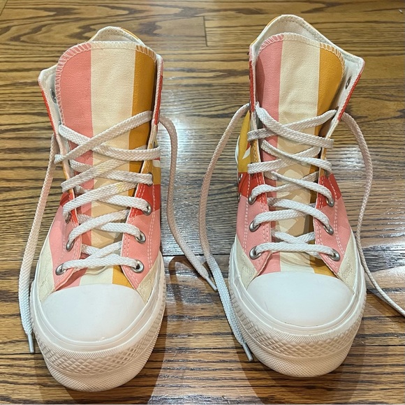 Converse Women's Chuck Taylor Allstar Lift Platform Sneakers Summer Spirit Sz 10 - Picture 4 of 13